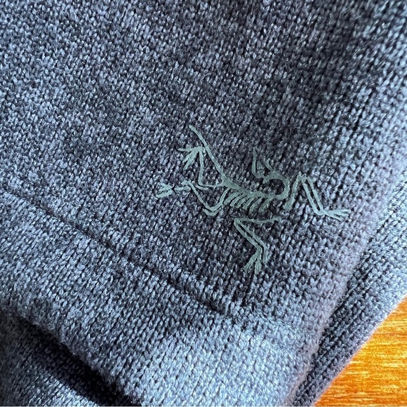 Arc’teryx Laina Grey Sweater Sz XS - Picture 7 of 7